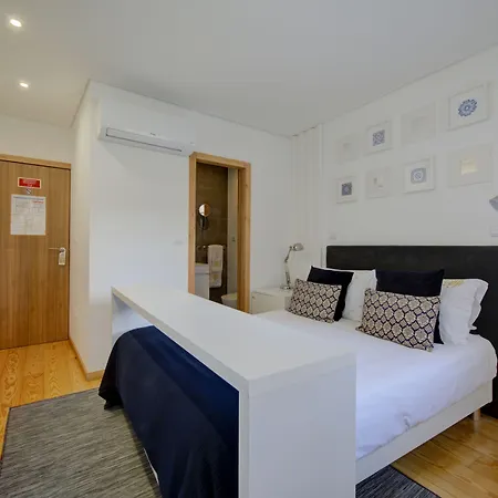 招待所 Bellu 吉马良斯