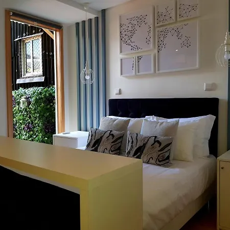 Bellu Pensionat Guimarães